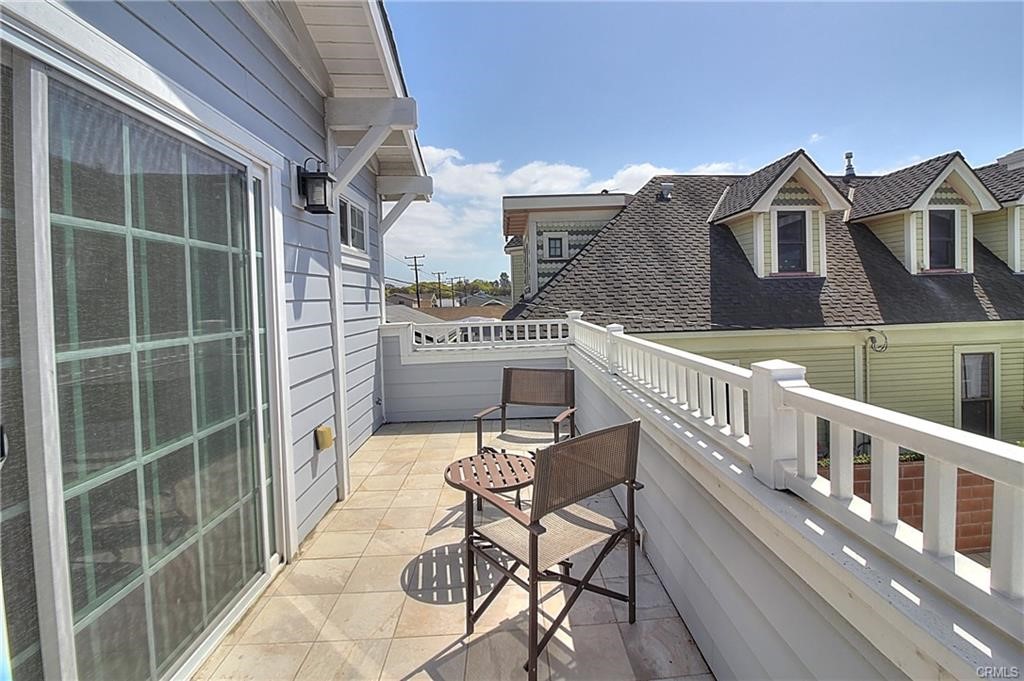 2110 Arlington Avenue