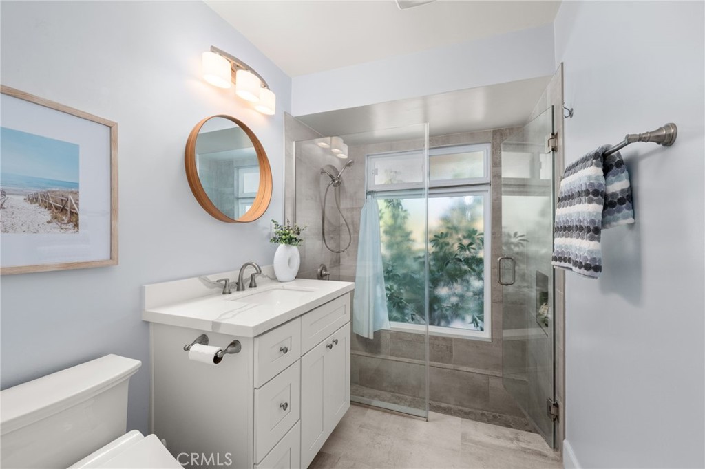 321 W Hermosa Dr