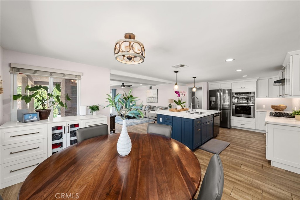 321 W Hermosa Dr