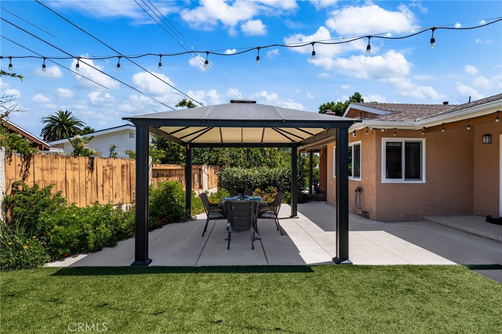 321 W Hermosa Dr