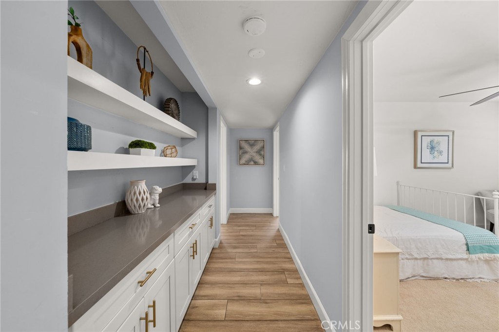 321 W Hermosa Dr