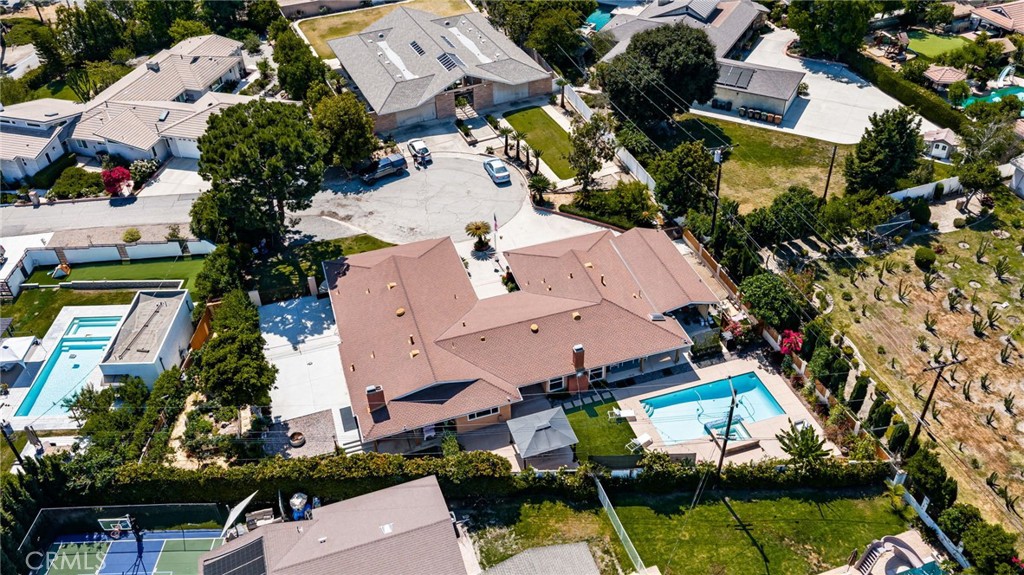 321 W Hermosa Dr