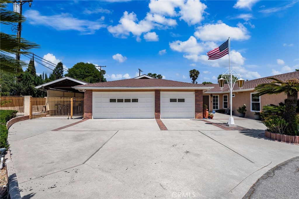 321 W Hermosa Dr