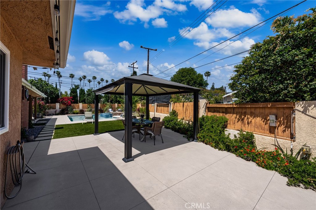 321 W Hermosa Dr