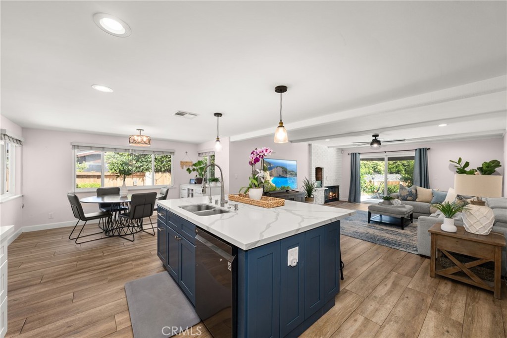 321 W Hermosa Dr
