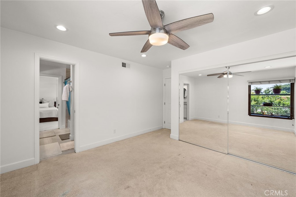 321 W Hermosa Dr