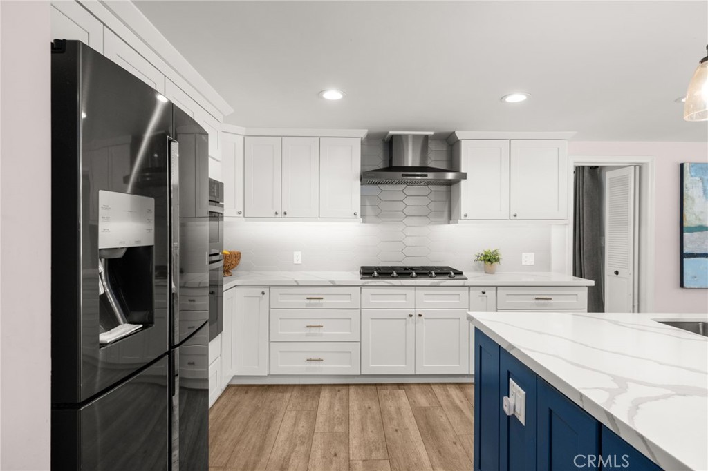 321 W Hermosa Dr