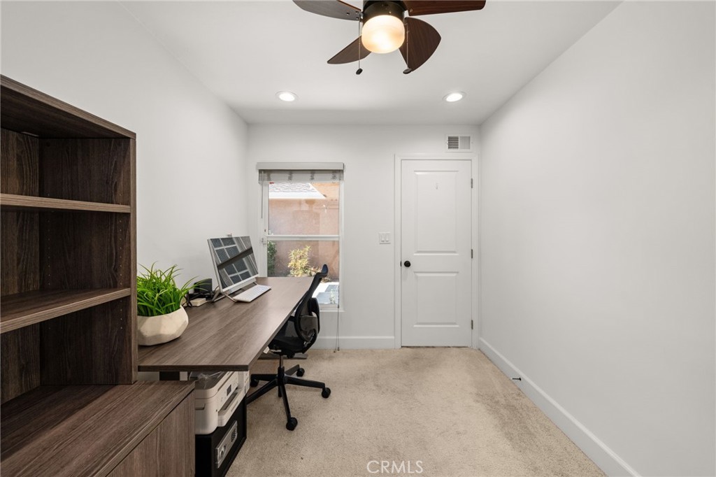 321 W Hermosa Dr