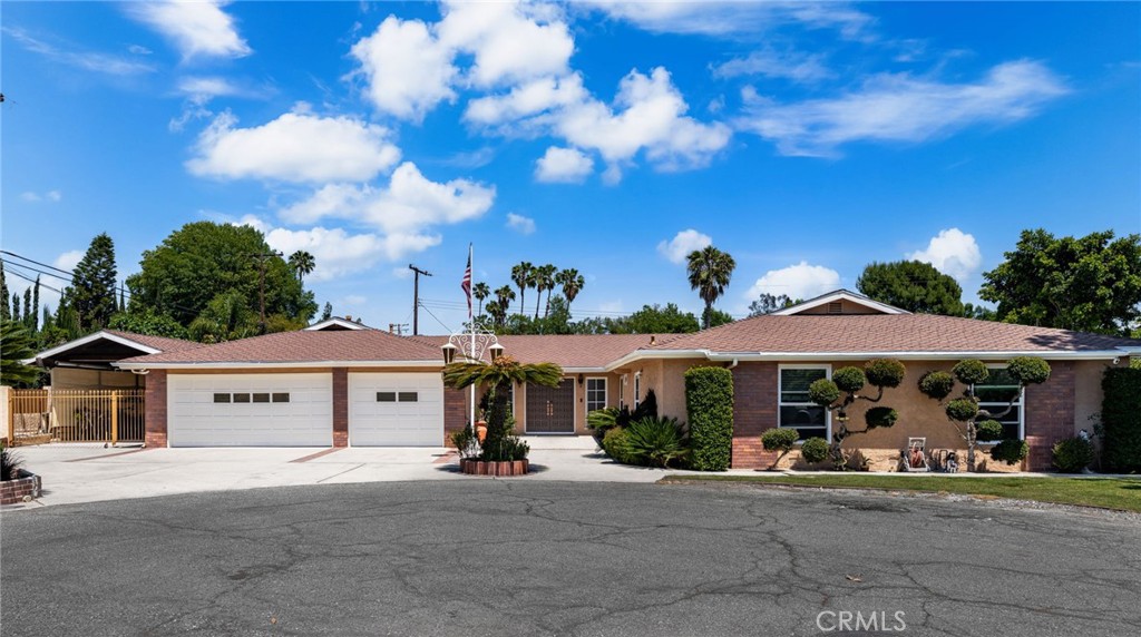 321 W Hermosa Dr
