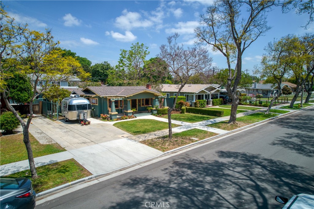 221 Jacaranda Place
