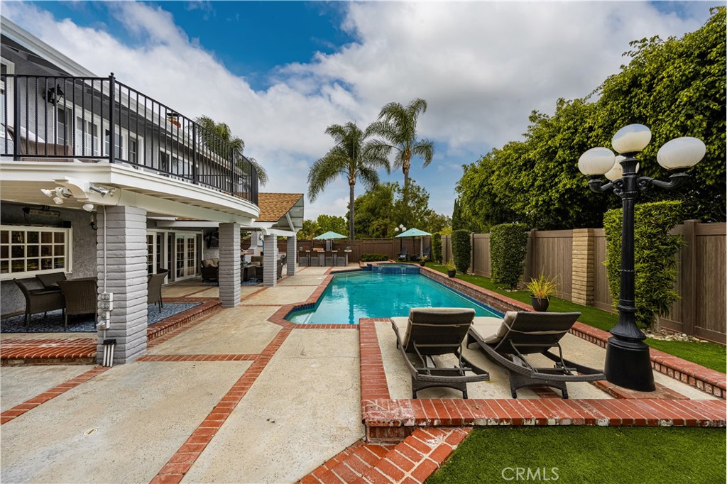 18672 Evergreen Avenue