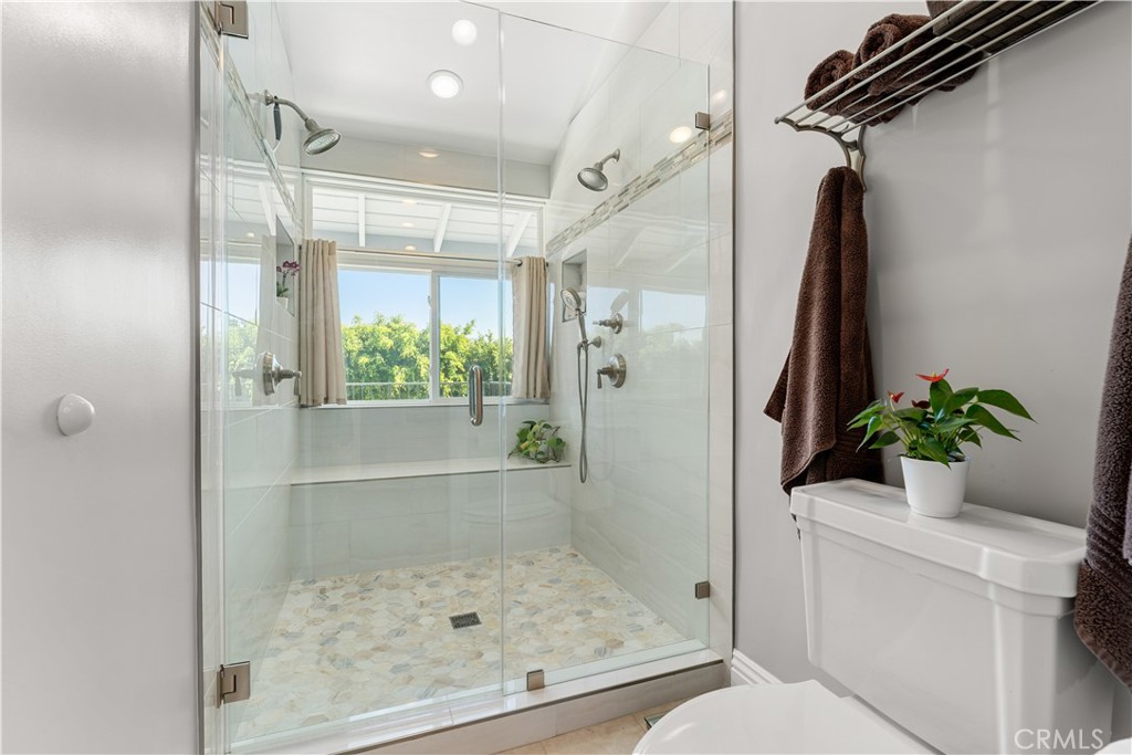 18672 Evergreen Avenue