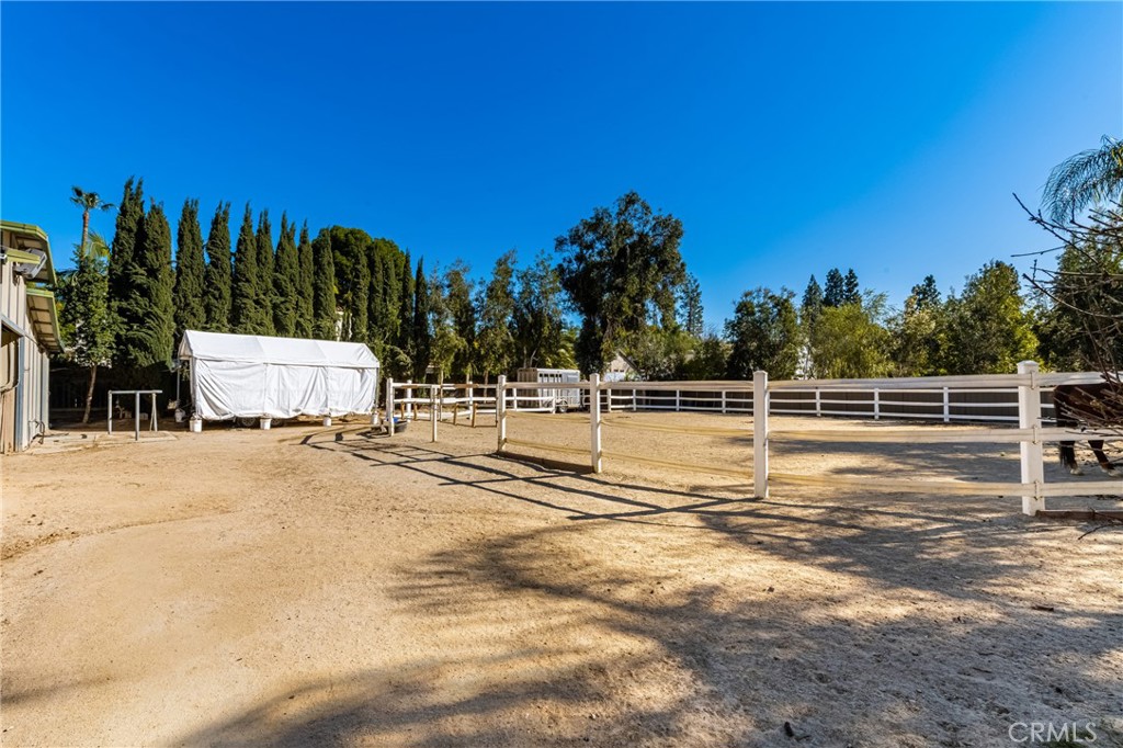 17927 Sun Hill Drive