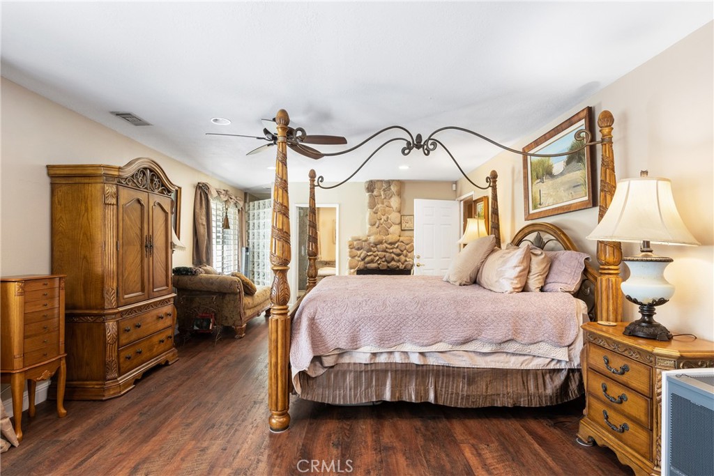 17927 Sun Hill Drive