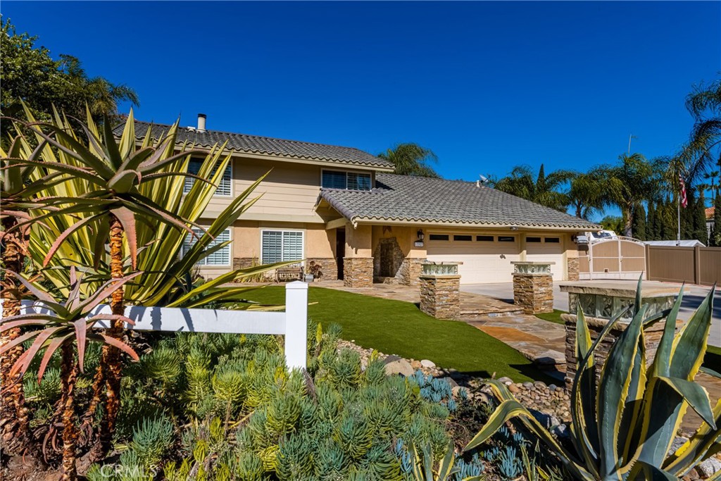 17927 Sun Hill Drive