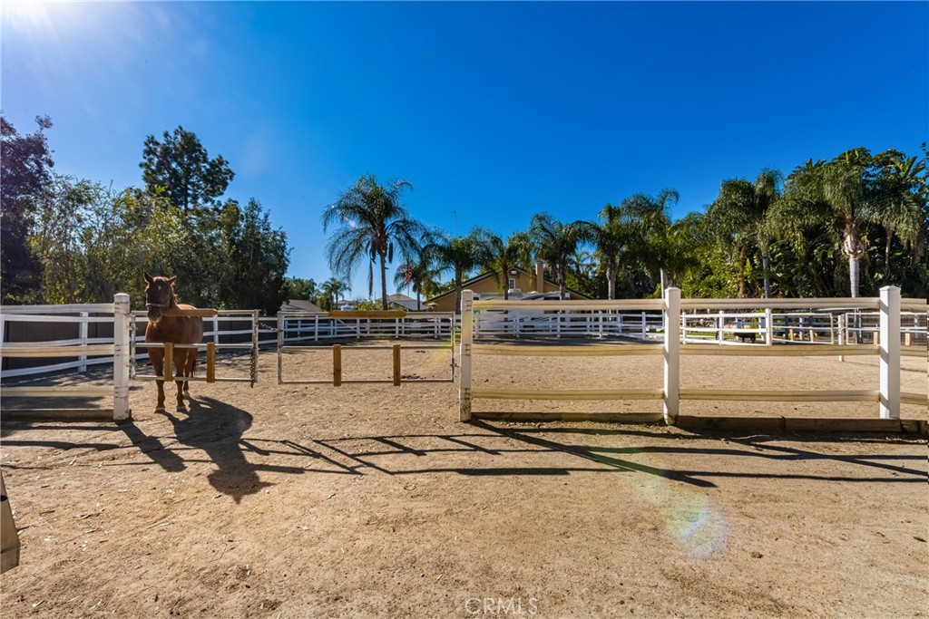 17927 Sun Hill Drive