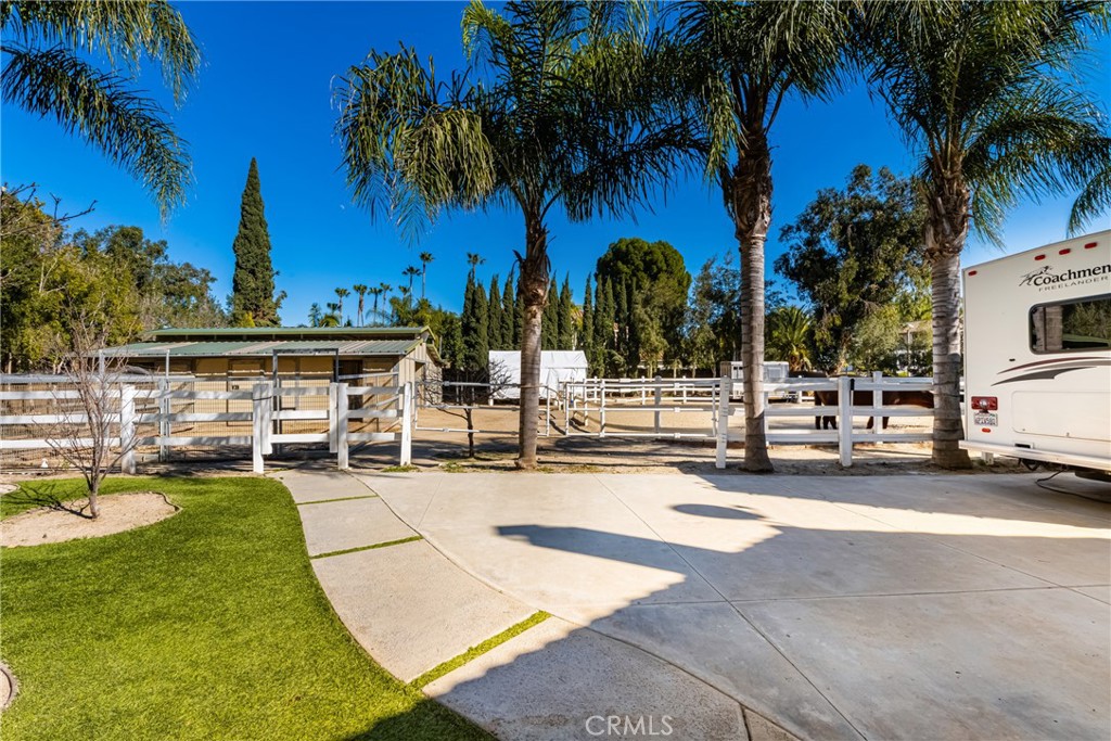 17927 Sun Hill Drive