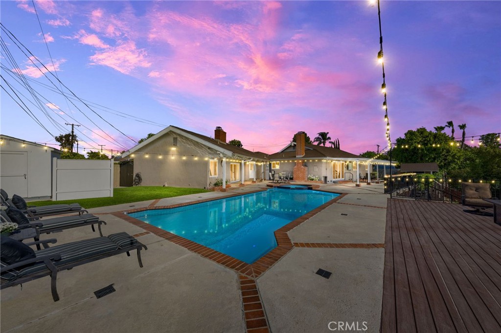 4571 Mimosa Drive
