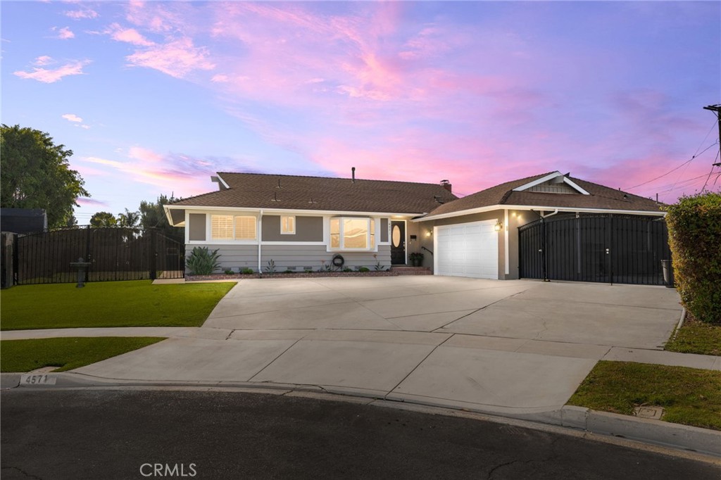 4571 Mimosa Drive
