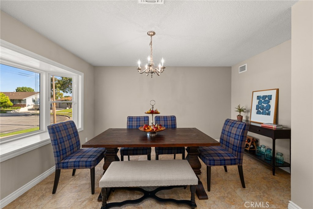4571 Mimosa Drive