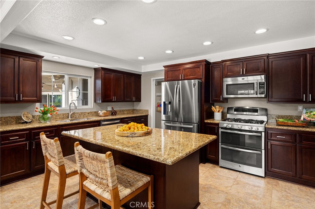 4571 Mimosa Drive