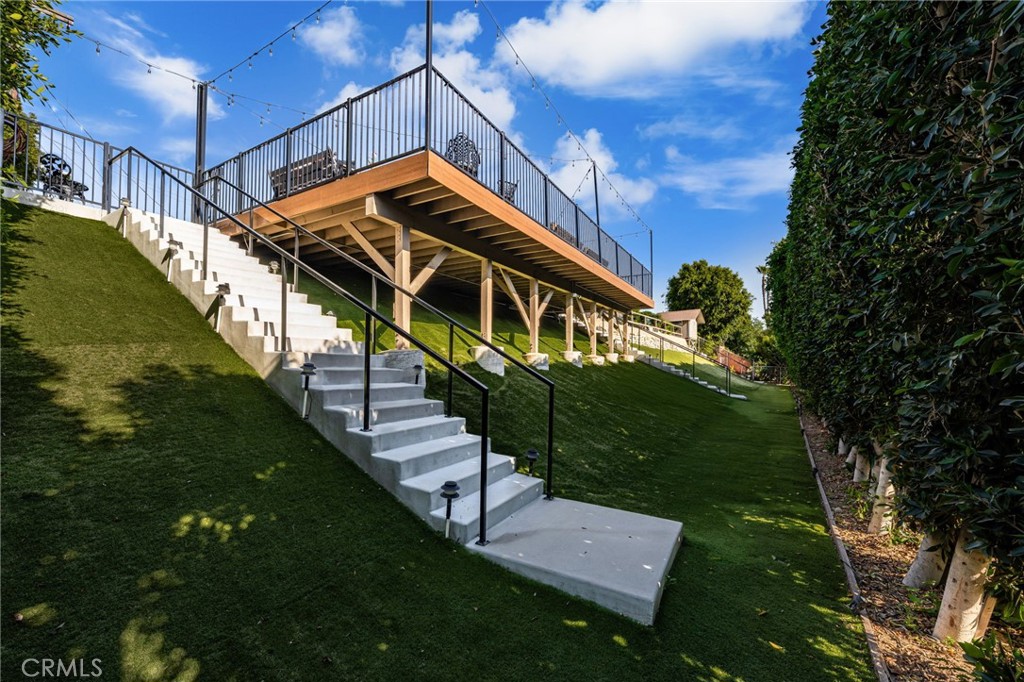 4571 Mimosa Drive