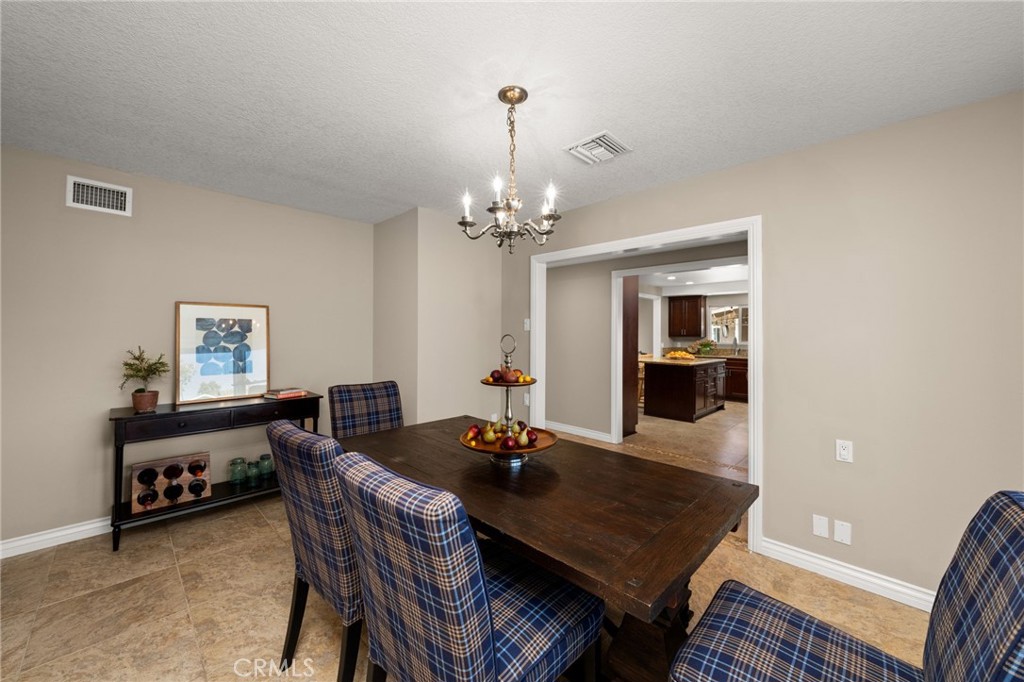 4571 Mimosa Drive