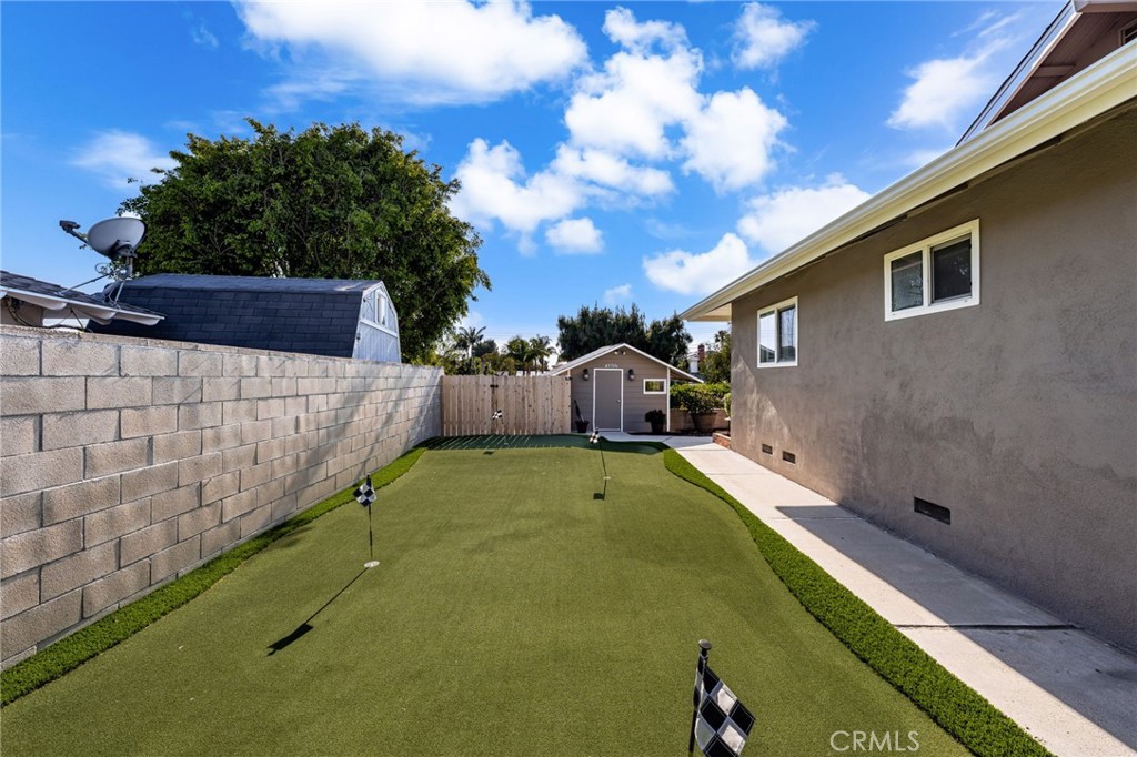 4571 Mimosa Drive