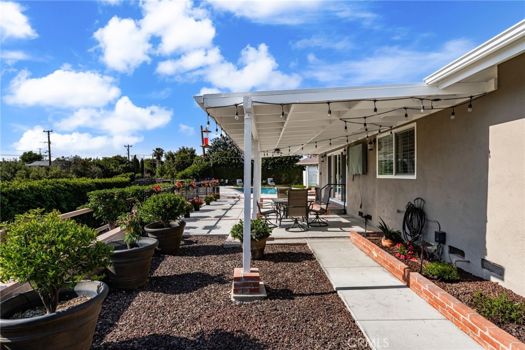 4571 Mimosa Drive