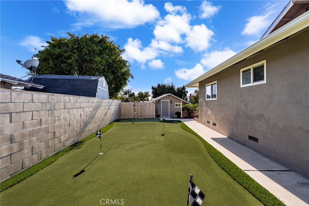4571 Mimosa Drive
