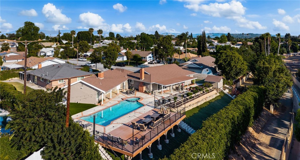 4571 Mimosa Drive