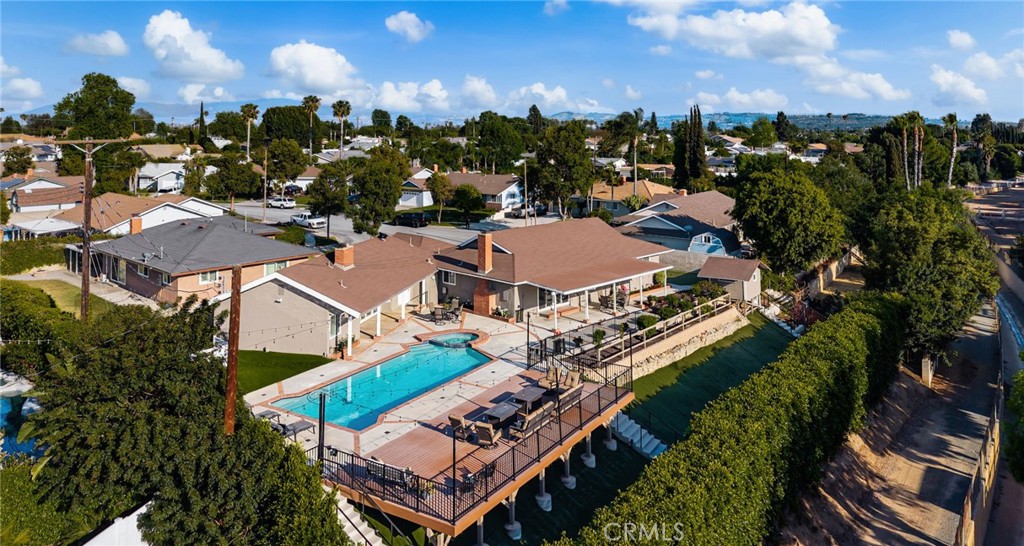 4571 Mimosa Drive