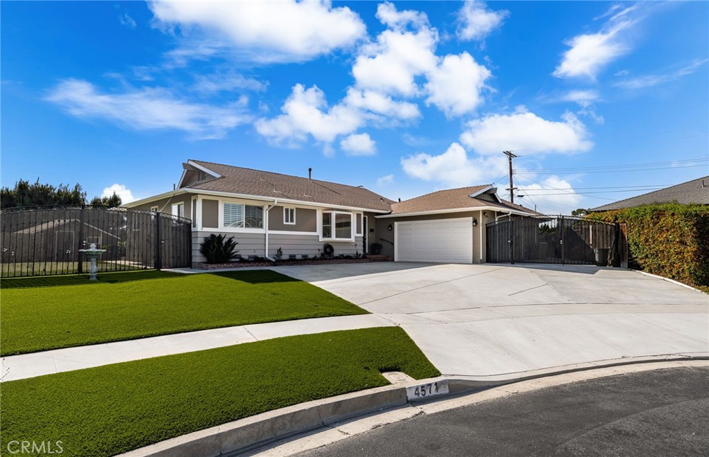4571 Mimosa Drive
