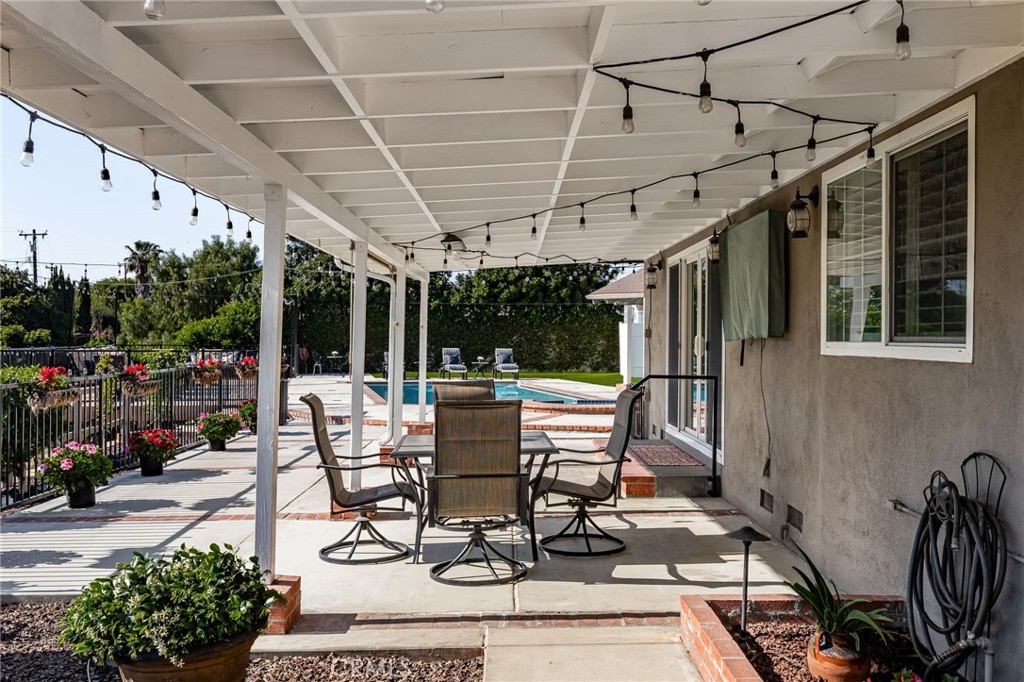 4571 Mimosa Drive