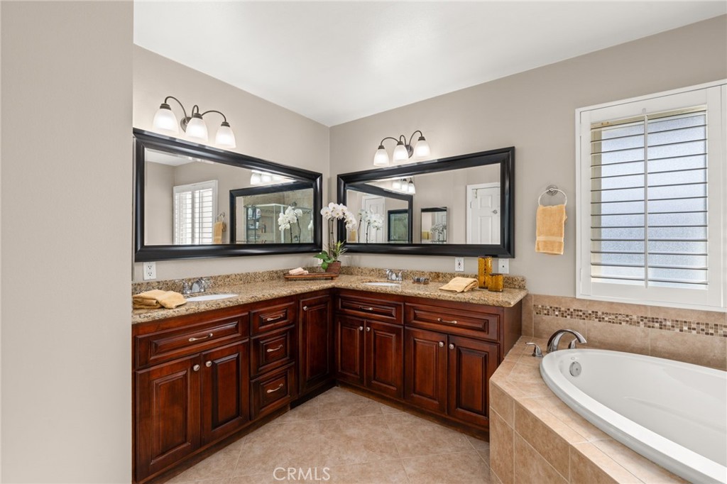 4571 Mimosa Drive