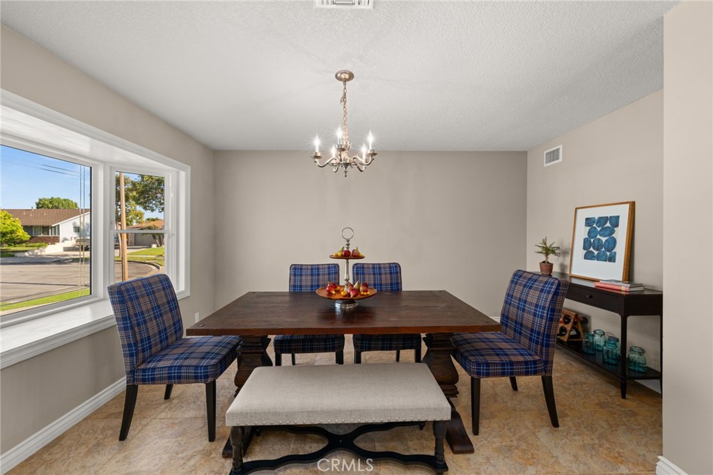 4571 Mimosa Drive