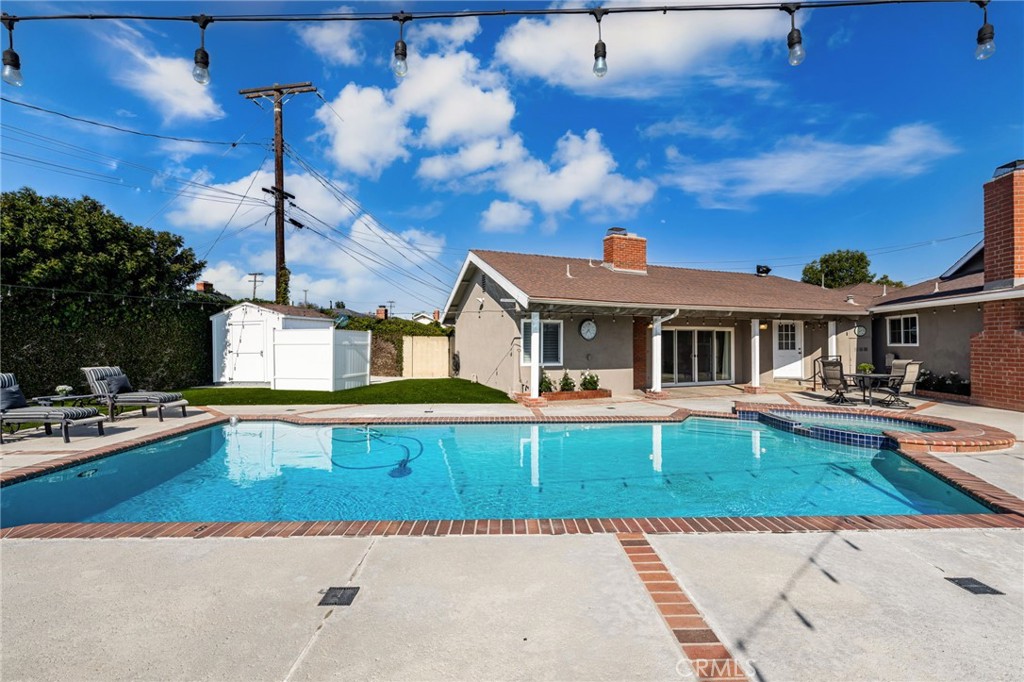 4571 Mimosa Drive