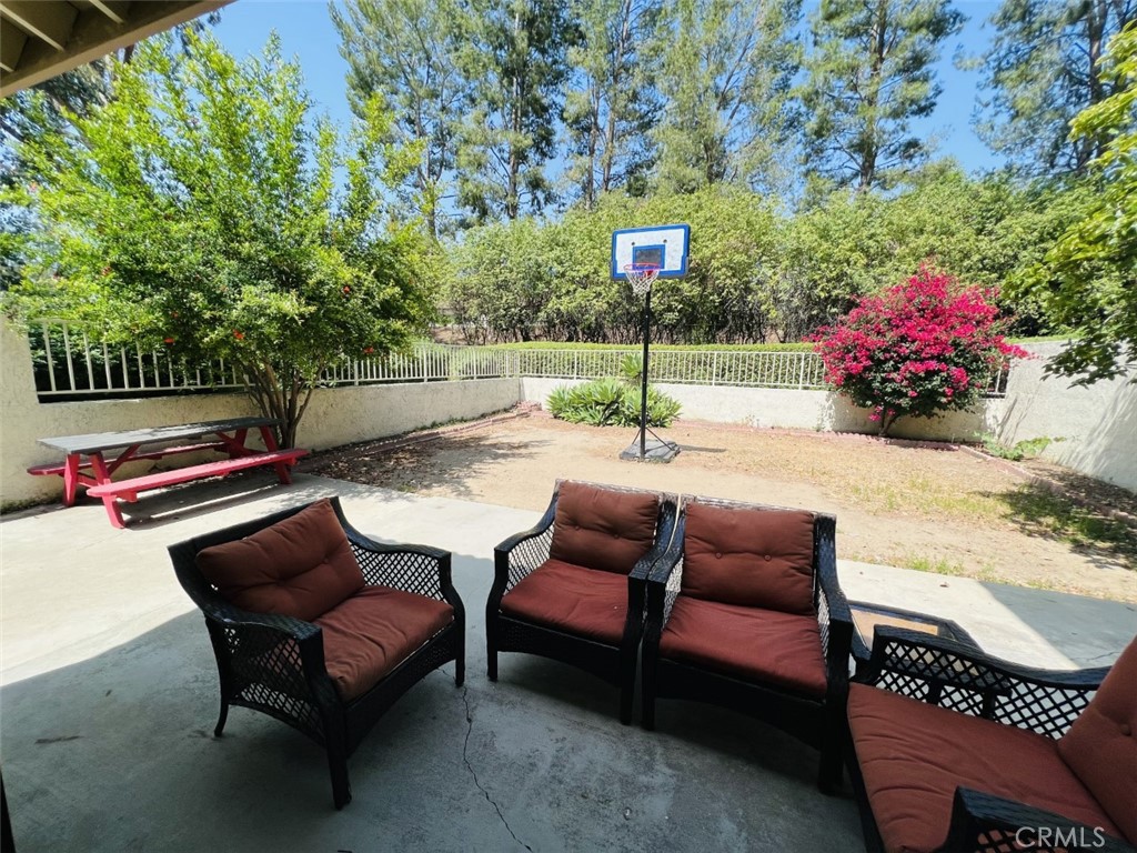 1001 Creekside Drive 173
