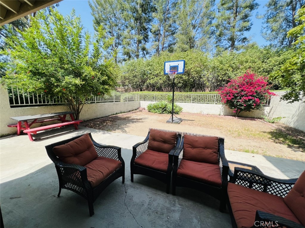 1001 Creekside Drive 173