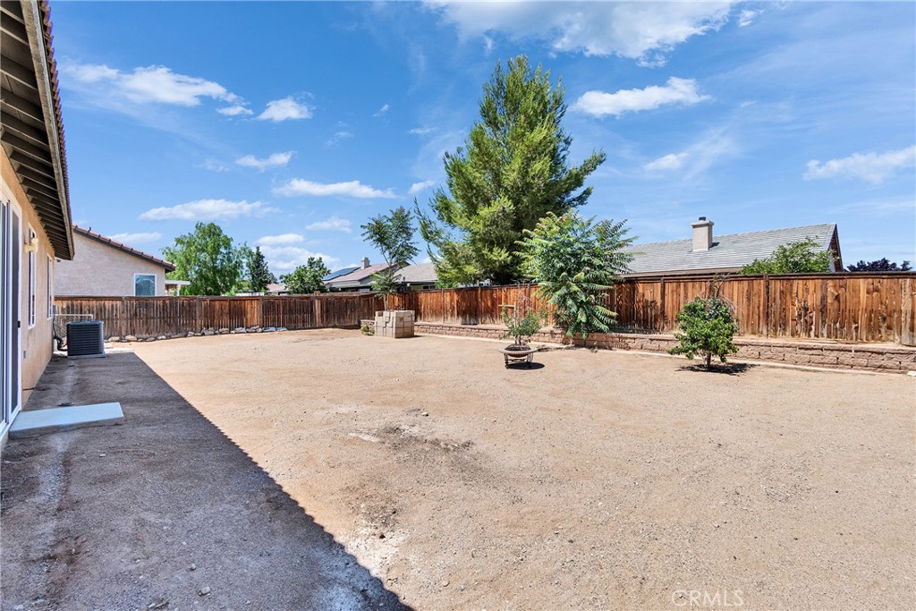 14562 Springdale Circle