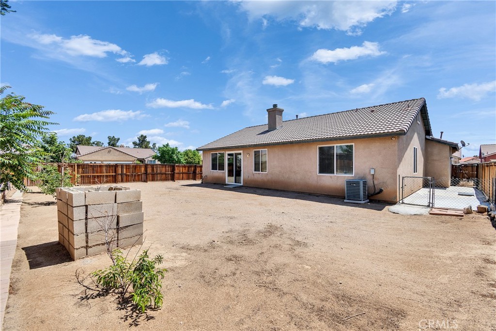 14562 Springdale Circle