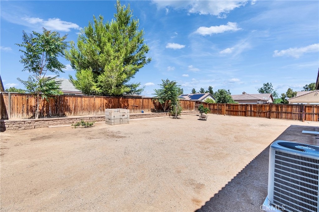 14562 Springdale Circle