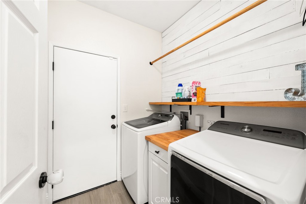 1261 Florence Street