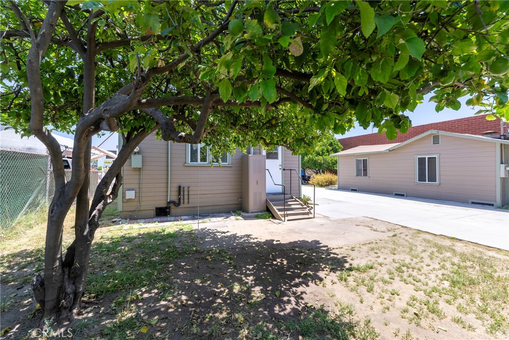 1123 S Mcdonnell Avenue