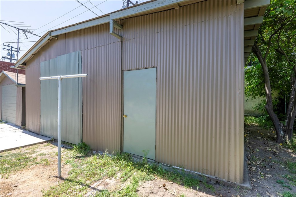 1123 S Mcdonnell Avenue