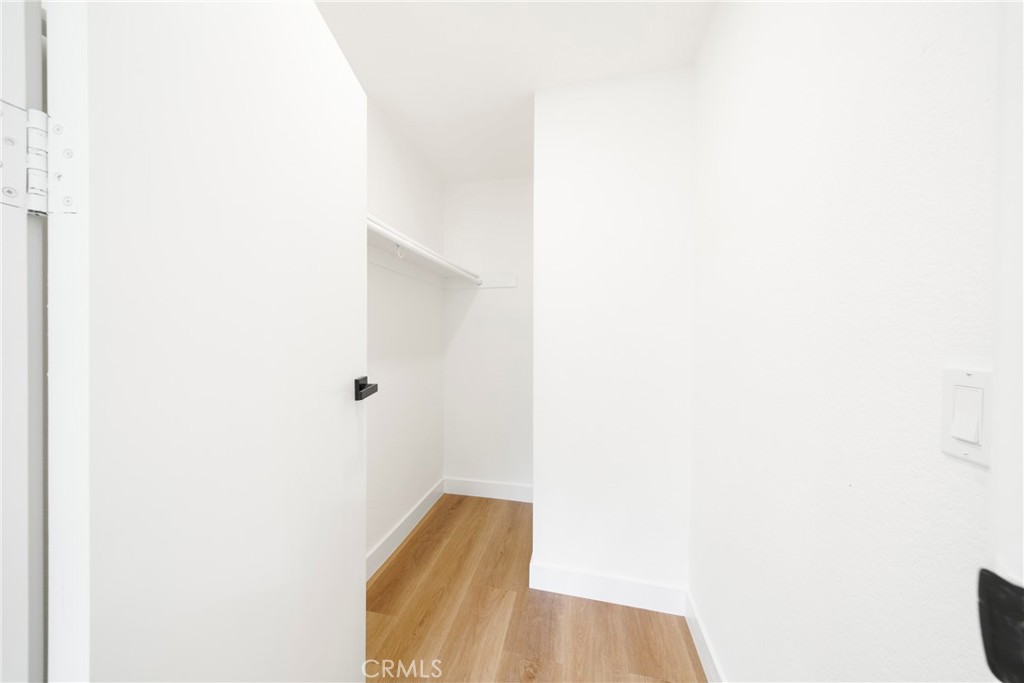 957 S Gramercy Drive 105