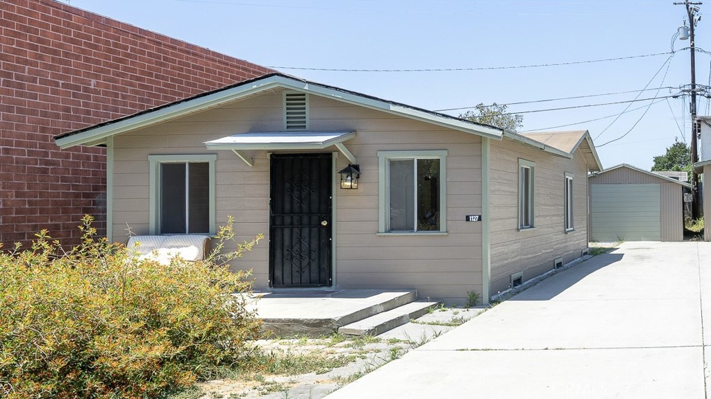 1127 S Mcdonnell Avenue