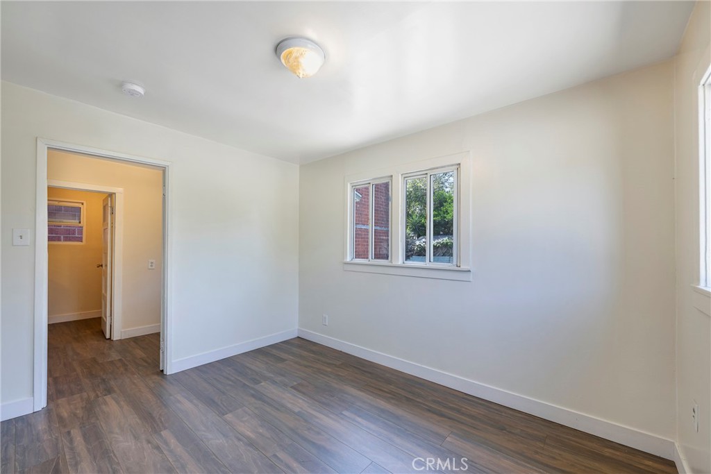 1127 S Mcdonnell Avenue