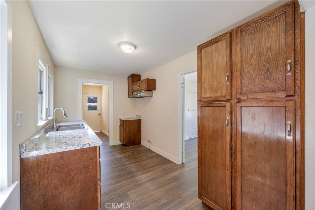 1127 S Mcdonnell Avenue