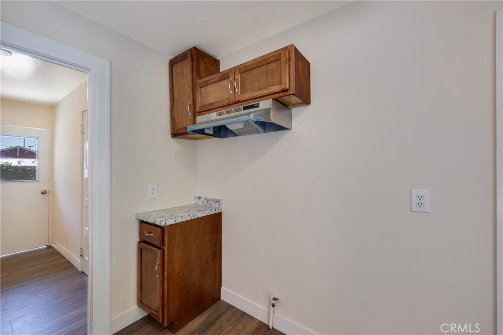 1127 S Mcdonnell Avenue